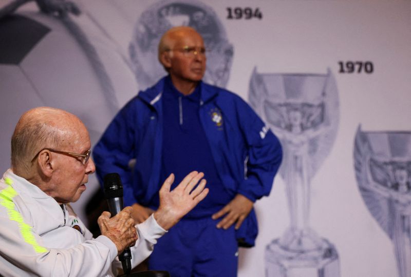 Mário Zagallo ex jogador e técnico 4 vezes campeão do mundo morre aos