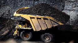 UPDATE 1-South African union threatens strike at coal and diamond mines