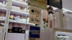 Heavy convenience fees blocking cashless India, say 3 of 4 Indian consumers