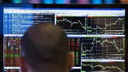 GLOBAL MARKETS-World stocks advance as trade war worries ease