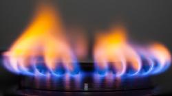 Virus lockdowns pummel global gas demand, force LNG output cuts