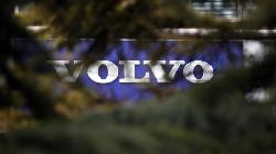 Volvo shares jump after truckmaker posts Q1 profit, sales beat