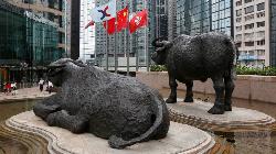 Asian stocks rise as bank fears ebb, China lags on growth doubts
