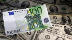 Dollar Edges Lower; Euro Set For Strong Week