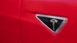 Tesla Plans to Start Shipping Out Cars Made at Shanghai Gigafactory