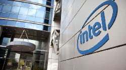 Intel sinks after forecasting weaker than expected start to 2023