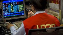 Tech Rout Threatens Hong Kong Stocks' Biggest Comeback Since '12