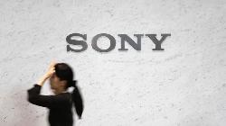 Japanese shares slip as chip-related stocks lose steam; Sony jumps on strong earnings 