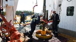Oil Prices Reclaim $100 a Barrel as Shanghai Eases Lockdowns