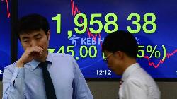Asian Stocks Down, Fears of Slowing Economy Linger