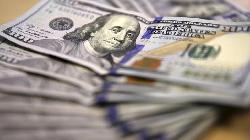 Recession Fear Puts Dollar on Course for Biggest Gain Since 2020