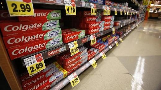 colgate share price