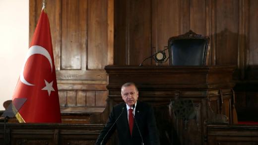 © Reuters.  sizes=