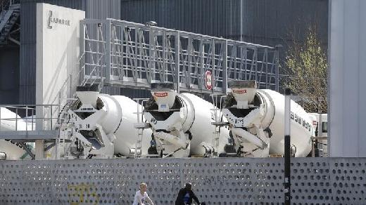 © Reuters.  sizes=