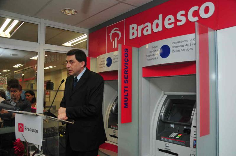 &copy; O Financista.  Bradesco lidera ganhos do Ibovespa após registrar avanço de 13,7% no lucro