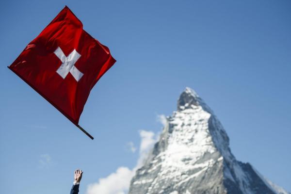 &copy; Reuters.  Must be the mountain air: yet again, Swiss have world's most competitive economy