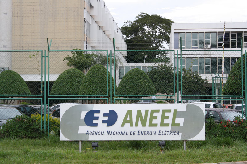 Efeito da seca no setor elétrico exige revisão do modelo regulatório, diz Aneel