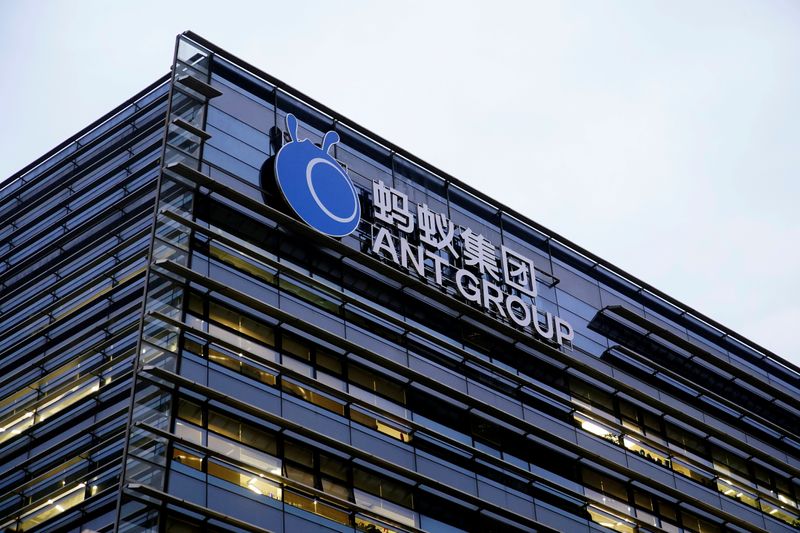 Jack Ma desistirá de controle do Ant Group; ações do Alibaba sobem