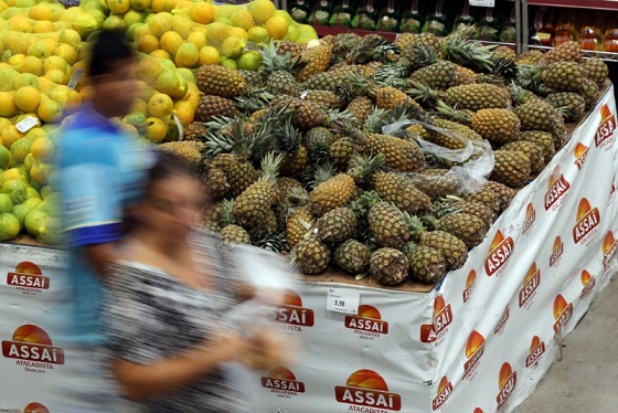 © Reuters. Fachada do supermercado Assaí.
REUTERS/Paulo Whitaker
