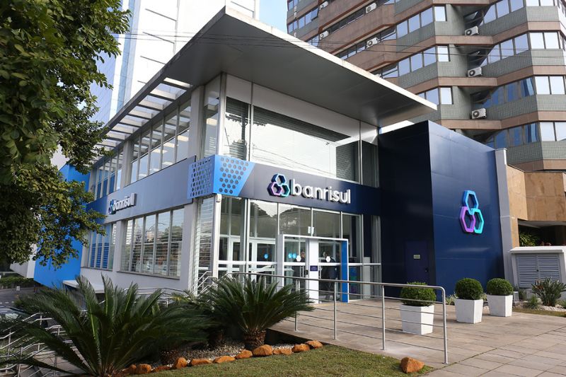 &copy; Banrisul Banrisul tem lucro líquido de R$ 284 mi no 4tri24, queda de 6,57% em 12 meses