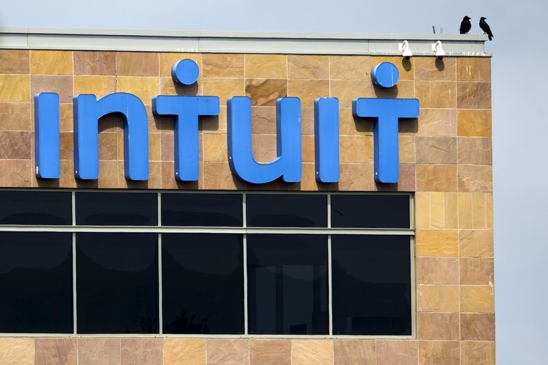 Intuit raportuje zyski wyższe od oczekiwań o 0,22$. Przychody przewyższyły prognozy