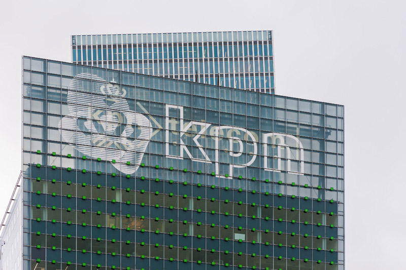 Flinke winstsprong KPN door verkoop NLDC