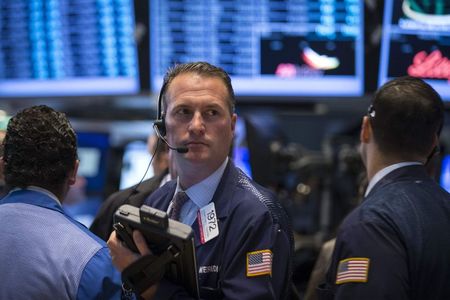 Рынок акций  США закрылся падением, Dow Jones снизился на 1,71%