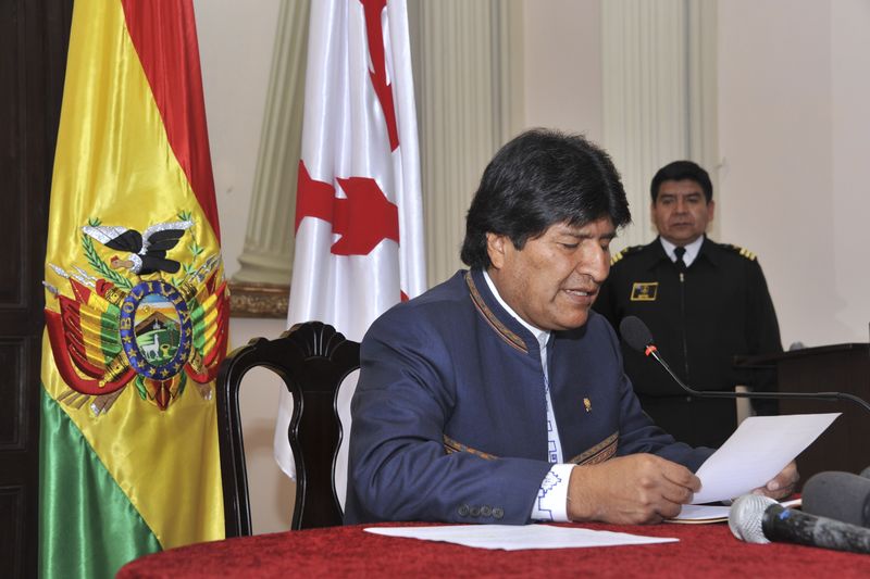 &copy; Reuters.  Constructoras españolas hallan en Bolivia un mercado ante crisis en su país