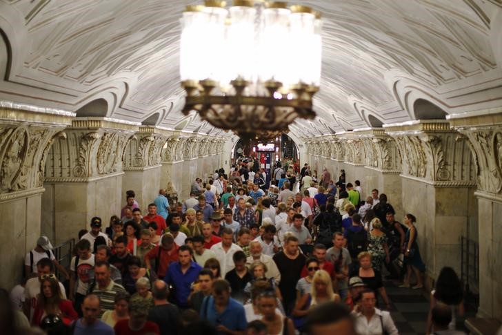 &copy; Reuters.  Tote bei Anschlag auf U-Bahn in St. Petersburg