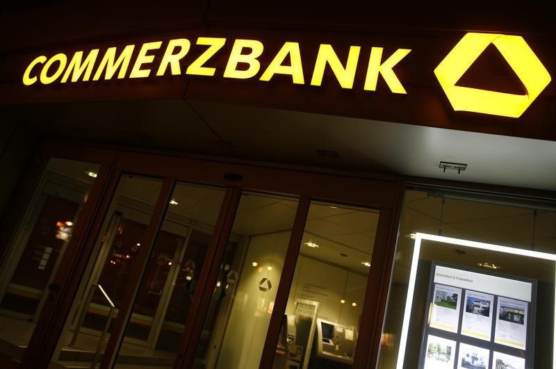 &copy; Reuters.  Goldman, Barclays e Société Générale têm interesse em unidade do Commerzbank, diz jornal alemão