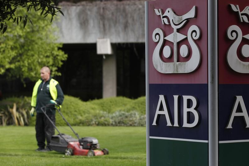 &copy; Reuters.  AIB makes 300 million euro provision for mortgage tracker redress