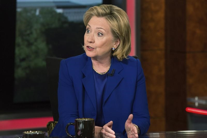 &copy; Reuters. ACÇÕES EUA-Futuros em alta, Clinton dada como vencedora do debate