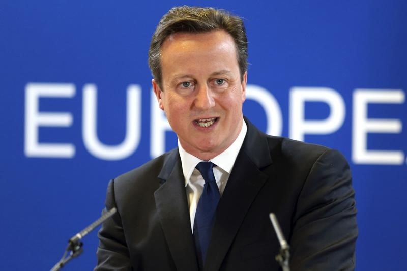 &copy; Reuters.  British Prime Minister David Cameron to step down after U.K. votes to exit EU