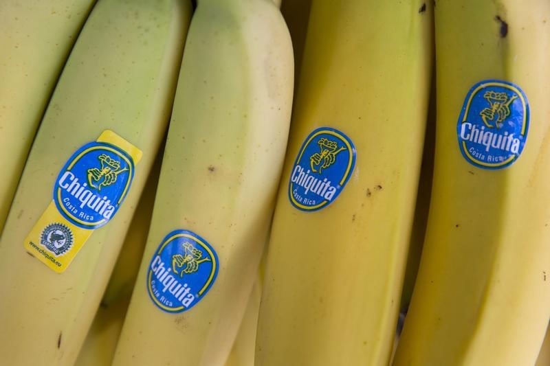 &copy; Reuters.  Preços da banana, da laranja e do mamão caem no atacado em maio, aponta Conab