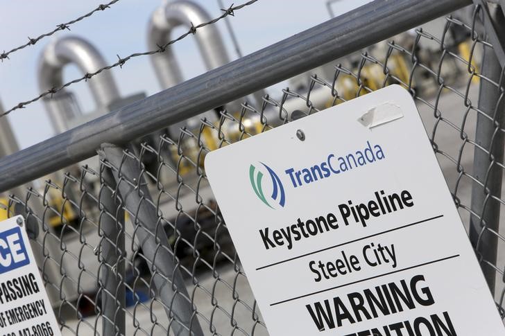 &copy; Reuters.  UPDATE 4-TransCanada delays restart of Keystone pipeline to Tues -traders