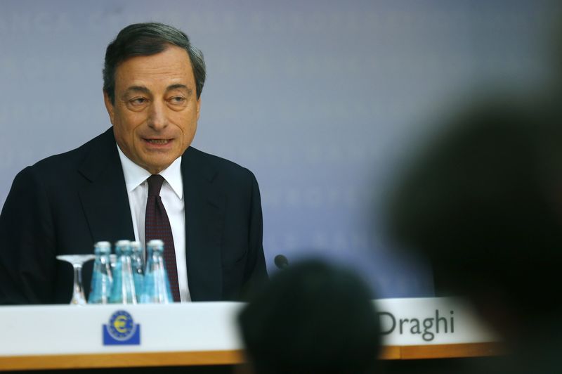  Draghi points to December, no ECB discussion of tapering or extension