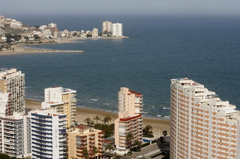 &copy; Reuters.  Andalucía, C. Valenciana y Cataluña,comunidades con más embargos hipotecarios