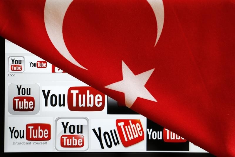 &copy; Reuters.  Türkiye'nin YouTube yasağı kurallara aykırıydı-AİHM