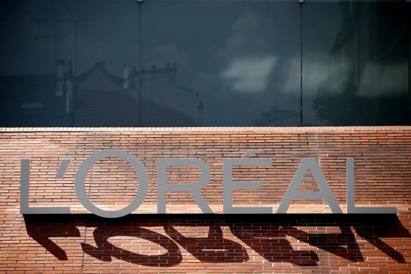 ROUNDUP: Nordasien bremst Geschäftswachstum von L'Oreal - Aktie gibt nach