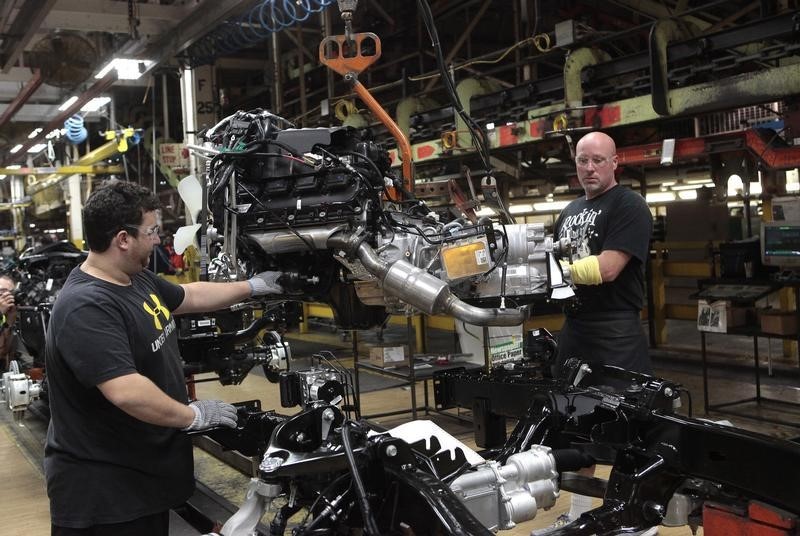 &copy; Reuters.  UK manufacturing PMI increases to 56.9 in August vs. 55.0 forecast