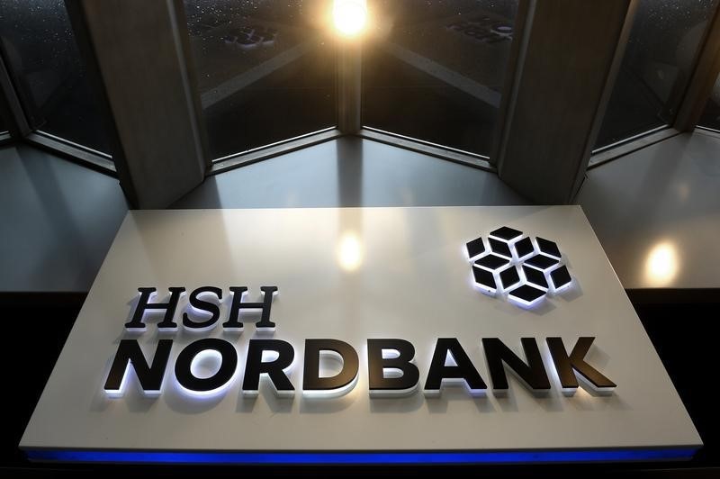 &copy; Reuters.  HSH Nordbank suitors J.C. Flowers and Cerberus to begin exclusive talks
