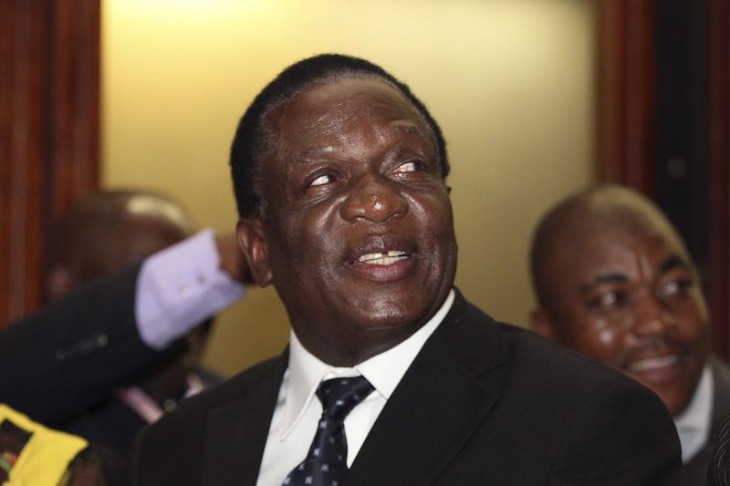 &copy; Reuters.  Mnangagwa pede união no Zimbábue após vitória eleitoral e adversário questiona resultado