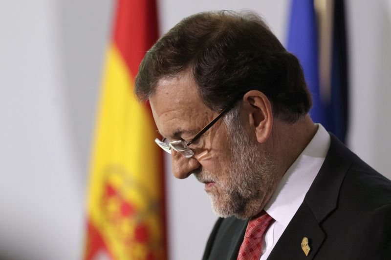 &copy; Reuters.  Spain Will Seek to Dismiss Catalan President, Rajoy Says