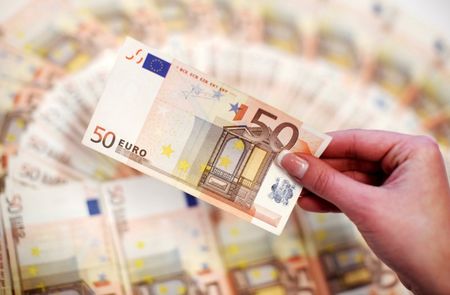 Devisen: Euro stabil - Israelischer Schekel leicht erholt Von dpa-AFX
