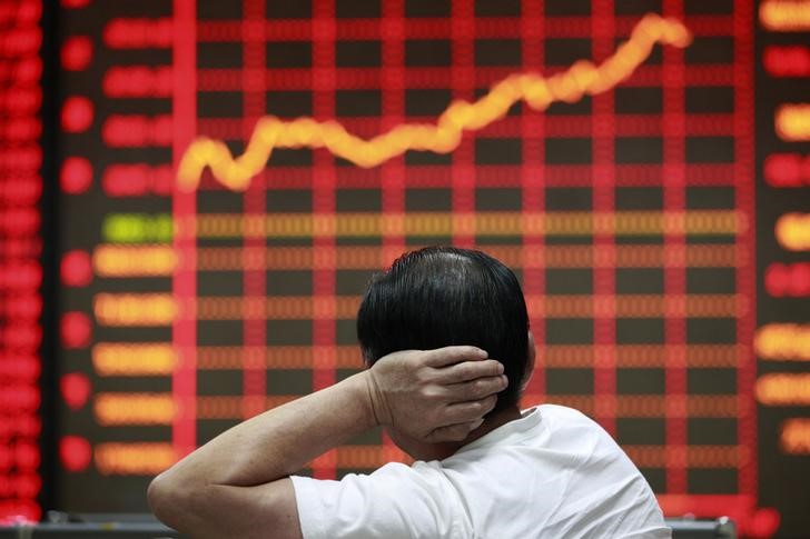 L'azionario asiatico è in calo tra i timori della Fed e della Cina; il Nikkei sale dopo la BOJ