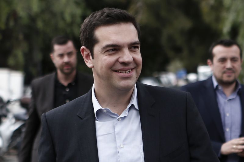 &copy; Reuters.  Tsipras se reunirá con Merkel y Hollande el miércoles en Bruselas