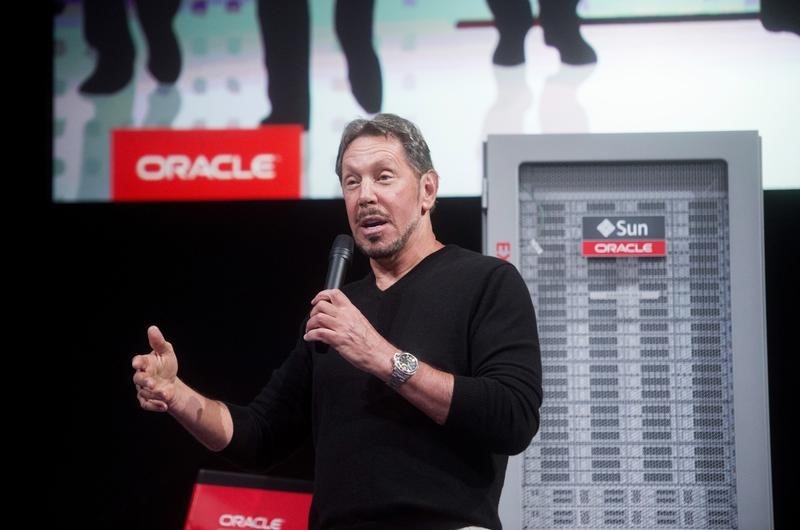 &copy; Reuters.  Oracle's Ellison Offered Musk Billions to Fund Twitter Deal Like it Was Pocket Change