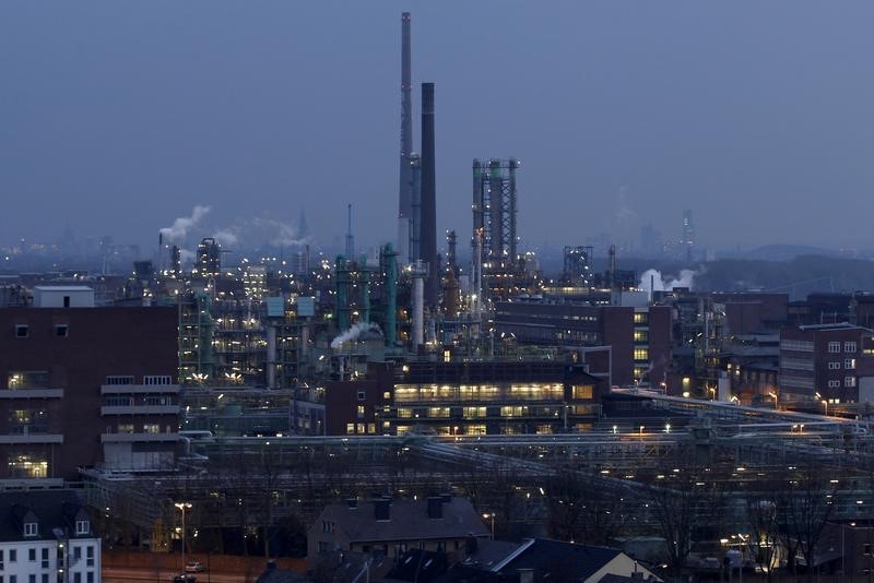 &copy; Reuters.  Deutsche Industrie erwischt schlechten Start in 2. Jahreshälfte