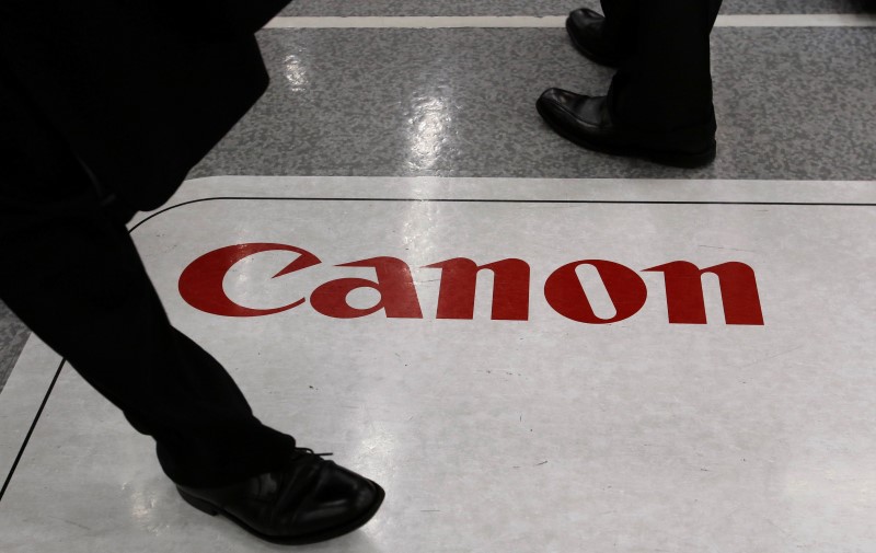 &copy; Reuters.  Canon adquiere la filial de equipos médicos de Toshiba