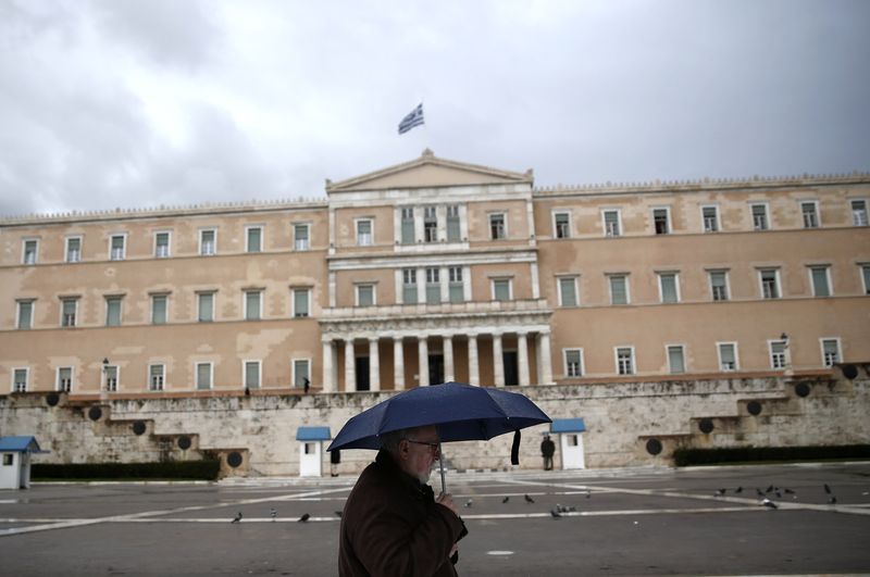 &copy; Reuters.  希腊担忧加剧，欧洲股市多数低开